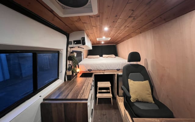 Location - Fourgon aménagé - null - #93064