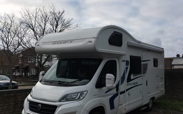 Rental - Coachbuilt motorhome - null - #47894