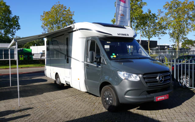 Boeking - Half-integraal camper - null - #82171