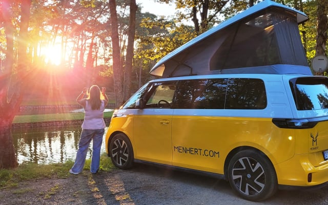 Location - Van - null - #66220