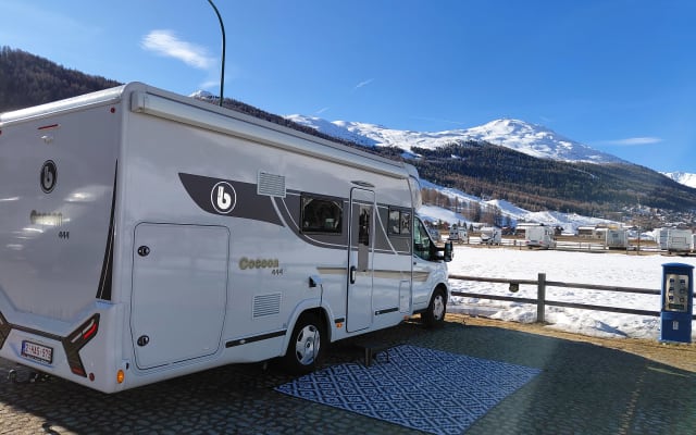 Location - Camping-car Profilé - null - #89329