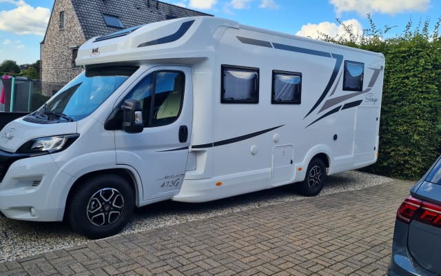 Location - Camping-car Profilé - null - #67252