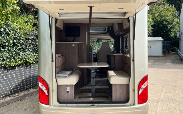 Rental - Low profile motorhome - null - #96847
