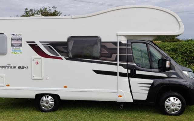 Rental - Coachbuilt motorhome - null - #94300