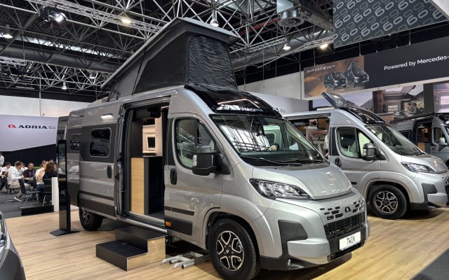 Location - Fourgon aménagé - null - #30772