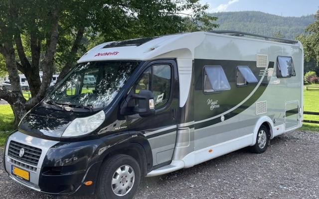 Boeking - Half-integraal camper - null - #96312