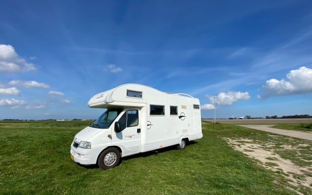 Boeking - Alkoof camper - null - #93927