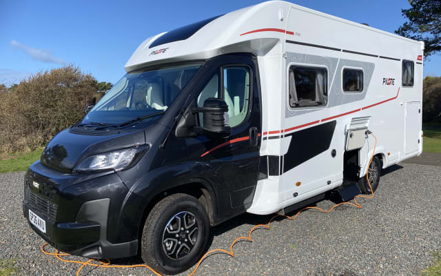 Rental - Low profile motorhome - null - #94502