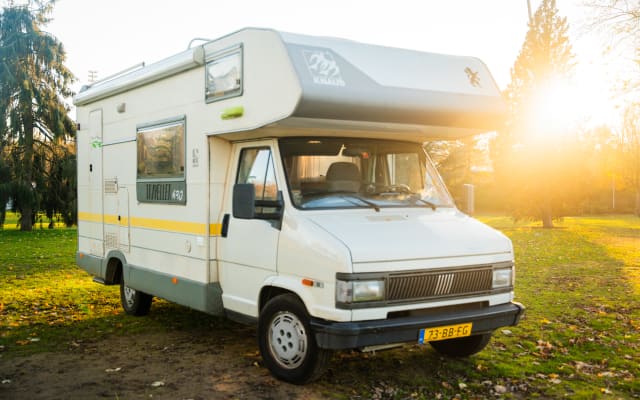 Location - Camping-car Capucine - null - #90625