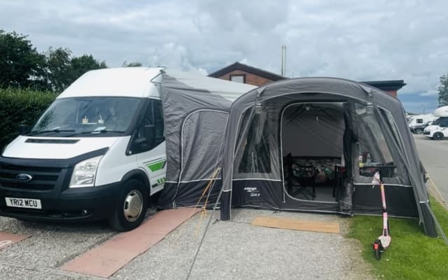 Alquiler - Camper gran volumen - null - #92677