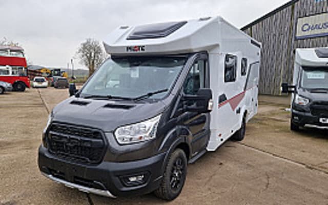 Rental - Low profile motorhome - null - #89134