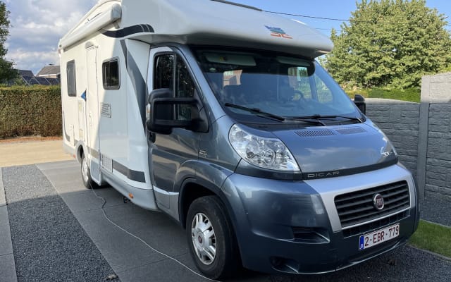 Location - Camping-car Profilé - null - #90014