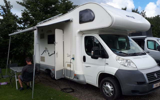 Location - Camping-car Capucine - null - #90117
