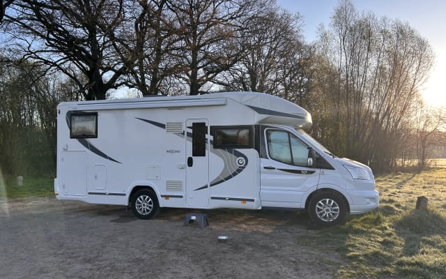 Rental - Low profile motorhome - null - #88128