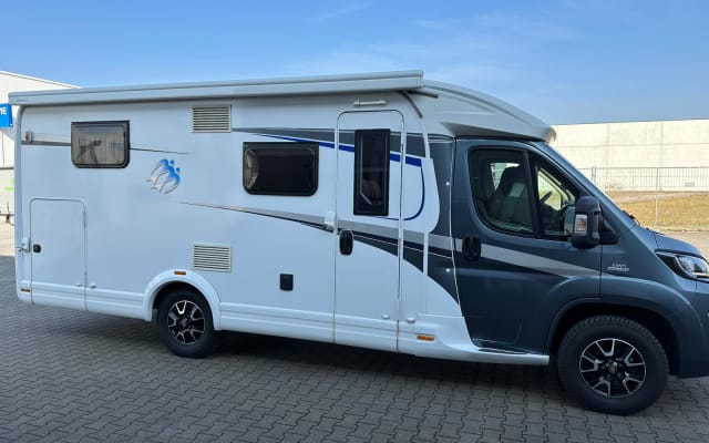 Boeking - Half-integraal camper - null - #96099