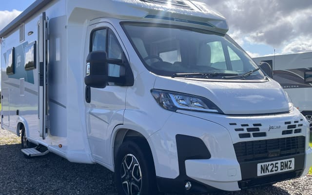 Rental - Low profile motorhome - null - #92044