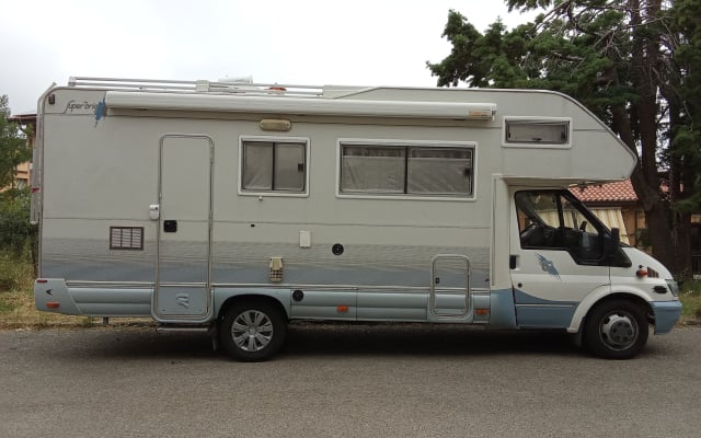 Rental - Coachbuilt motorhome - null - #75830