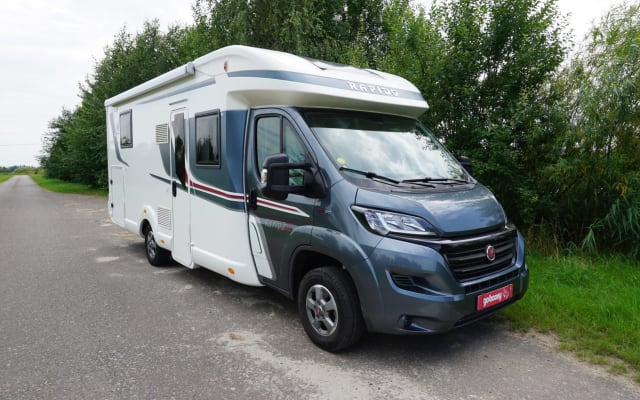 Boeking - Half-integraal camper - null - #78349