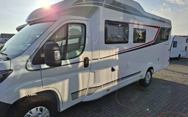 Boeking - Half-integraal camper - null - #93391