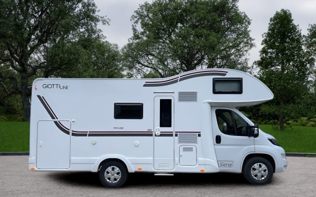 Rental - Low profile motorhome - null - #87992