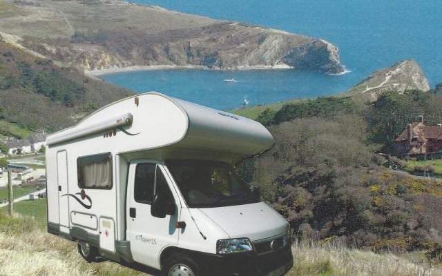 Location - Camping-car Profilé - null - #43505