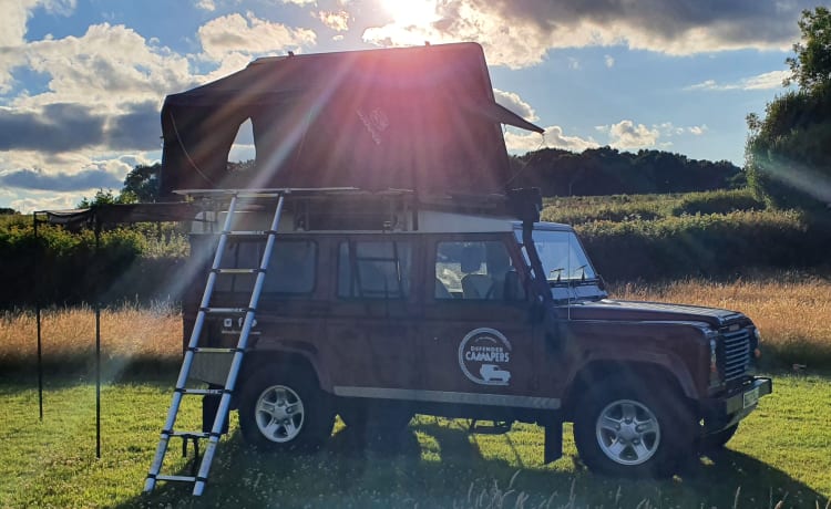 Cherry Belle – Land Rover-camper voor gezinsavontuur