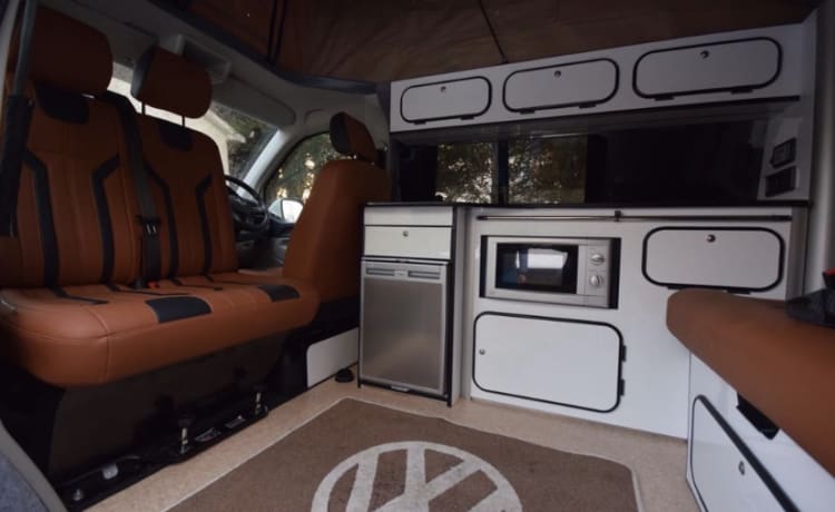 Volkswagen Campervan - 4 Couchettes