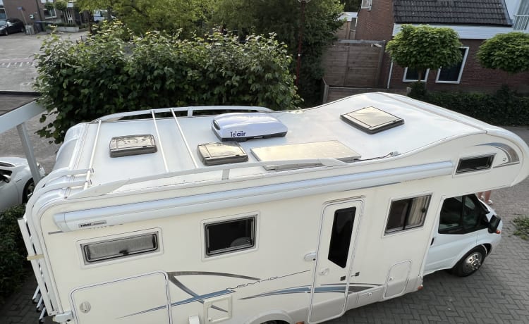 Stonecreek – Rimor Nemho 5 person Alcove camper built in 2011 Fully equipped!