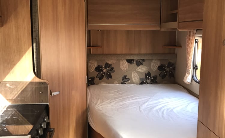 Snowdrop – Our 4 berth family motorhome