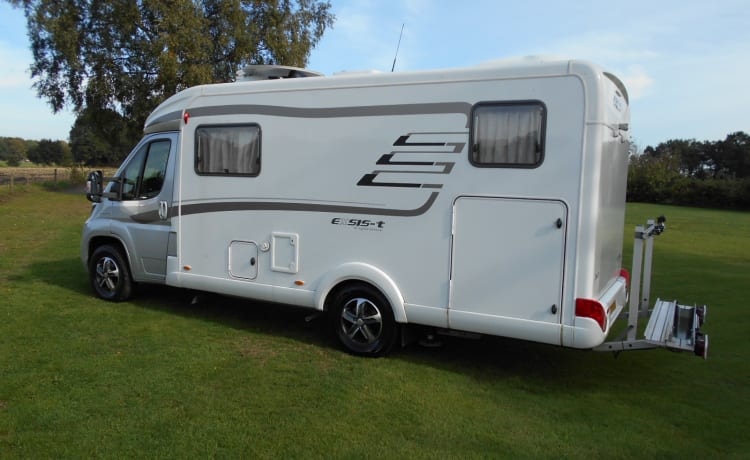 Beemster 7 – Hymer, 2 person camper, automatic with many options