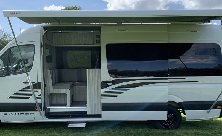 Maverick  – Luxury High Spec 3 Berth 2015 VW Crafter Campervan 