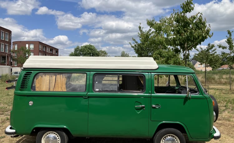 Charming Volkswagen T2 camper van from 1974