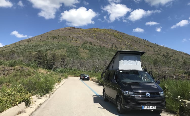 Mack – 4 berth VW campervan (2019)