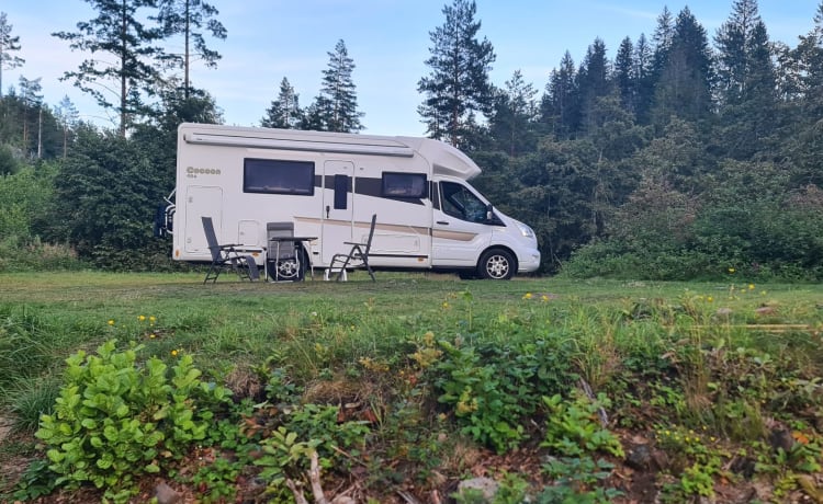 Sanssouci – Benimar Cocoon met mobiel bed en zee aan (opberg)ruimte