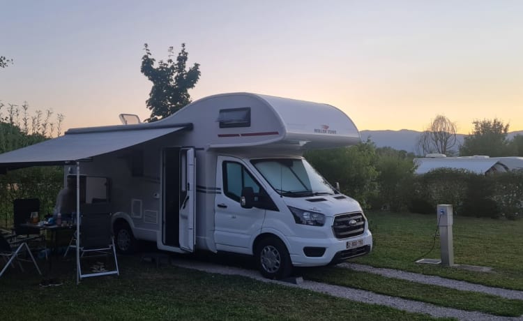 Brand new Luxury Mobilhome 2022 - fully equipped