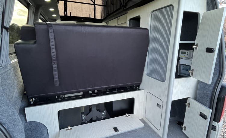 ETHEL – 2023 AUTOMATICO VOLKSWAGEN T6.1 CAMPER DI LUSSO AD ALTE SPECIFICHE