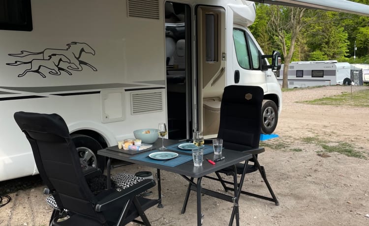 Vier op reis – McLouis luxe uitvoering 4p 2018 Fiat Ducato