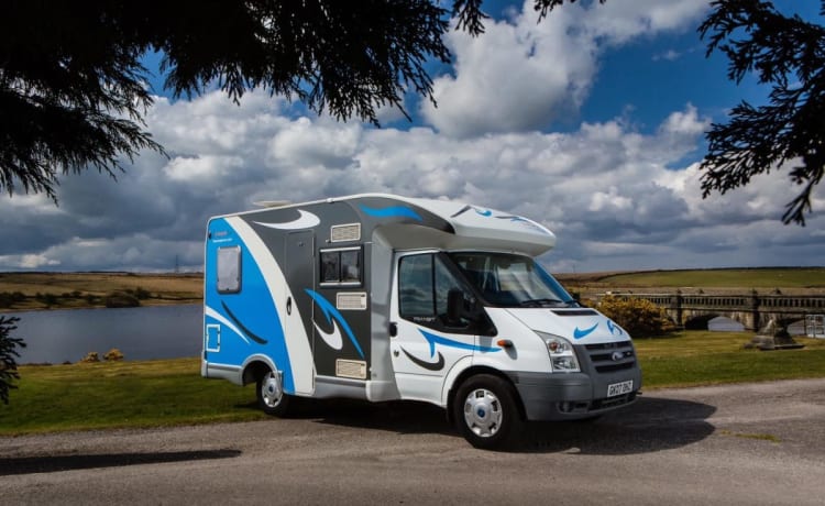 Poppy – 2 Berth Motorhome - Chausson