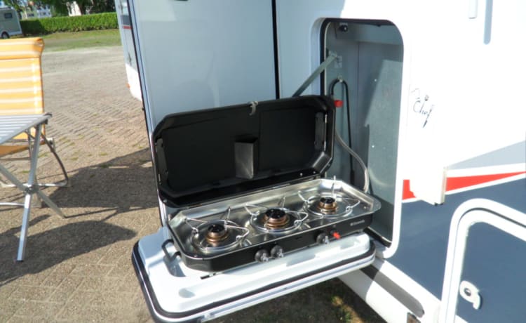 Beautiful luxury family camper Challenger Prium XG with powerful engine