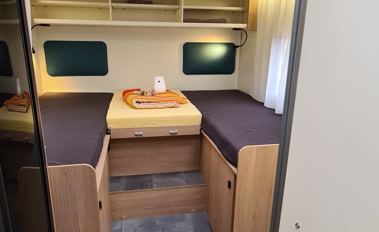 Joa 75T – Moderna casa mobile familiare per 5 persone di peso inferiore a 3,5 t