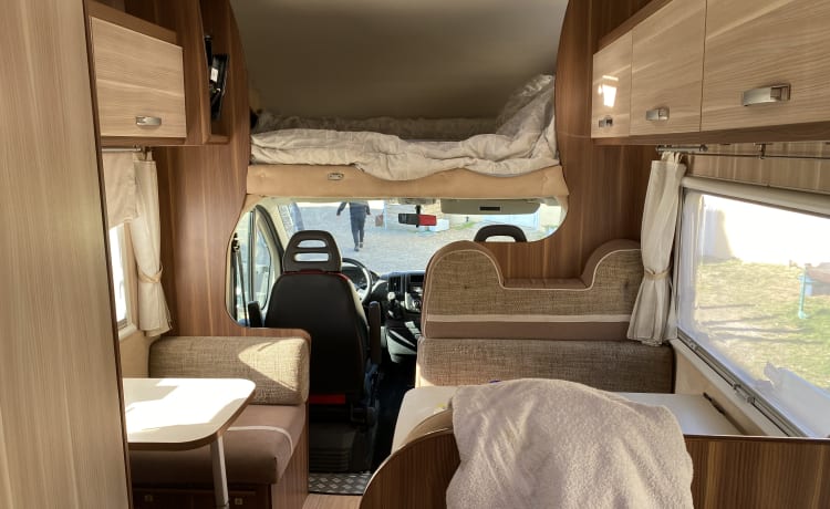 Mac louis  – A Louer camping car 7 place