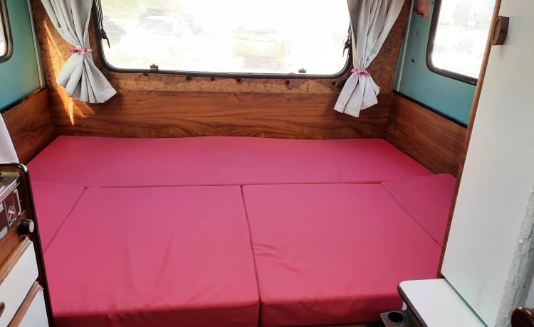 bel camper vintage Hymer super accogliente