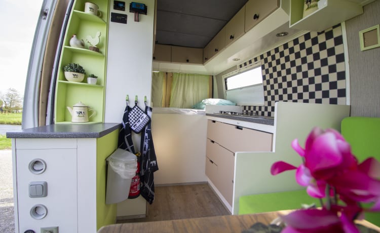 off-grid 2p Ducato buscamper