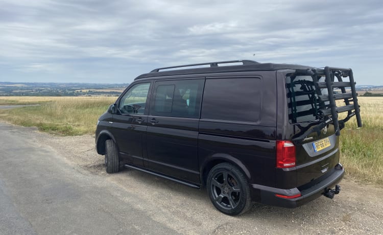 Cotswold cruising VW SWB campervan