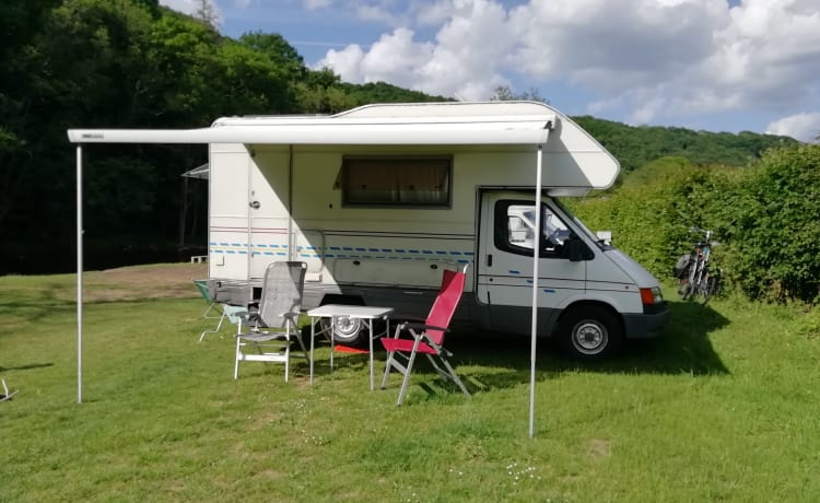 Wuppie – Ford Rimor Alkoven, ein kompakter Familiencamper für 4/5 Personen aus dem Jahr 1994