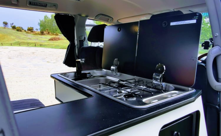 A Beautiful Escape – Luxus Automatik Toyota 4 Schlafplätze, 5 Sitzplätze, Versicherung inklusive