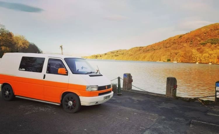 Zazu – ZAZU - VW T4 camper convertito