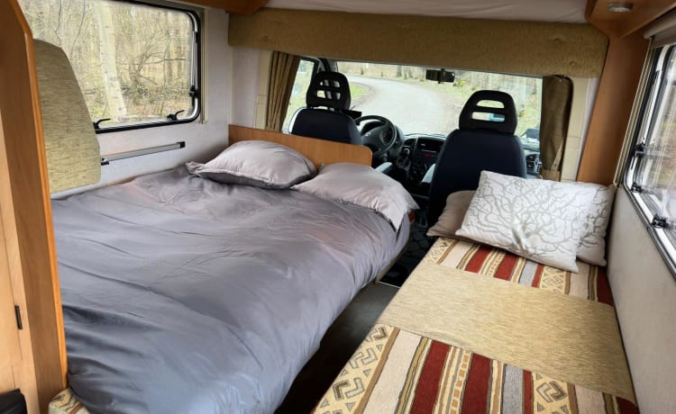 SHARKY – Amazing 5p Fiat Alcove 2007 🚐 (Can also be picked up in Maastricht or Groningen)