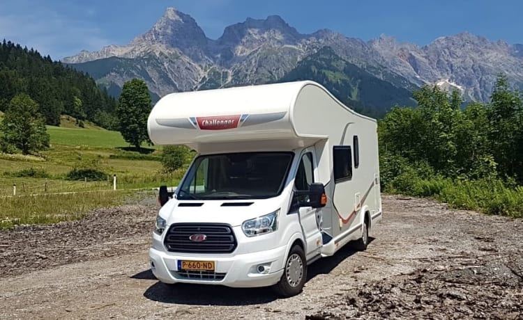 GEWELDIGE & LUXE 6 persoons camper!