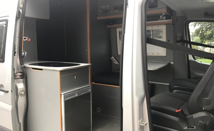 MB Sprinter 318 CDI (184pk) Bus Camper mit voller Option!! 210cm Stehhöhe !!